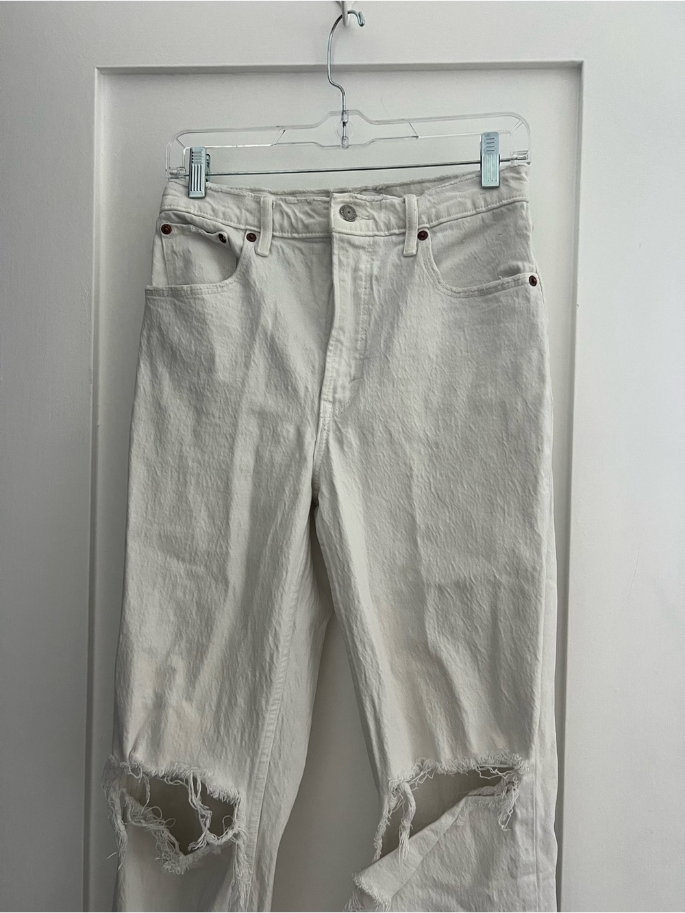 Abercrombie & Fitch White Straight-Leg Jeans with Distressed Knees